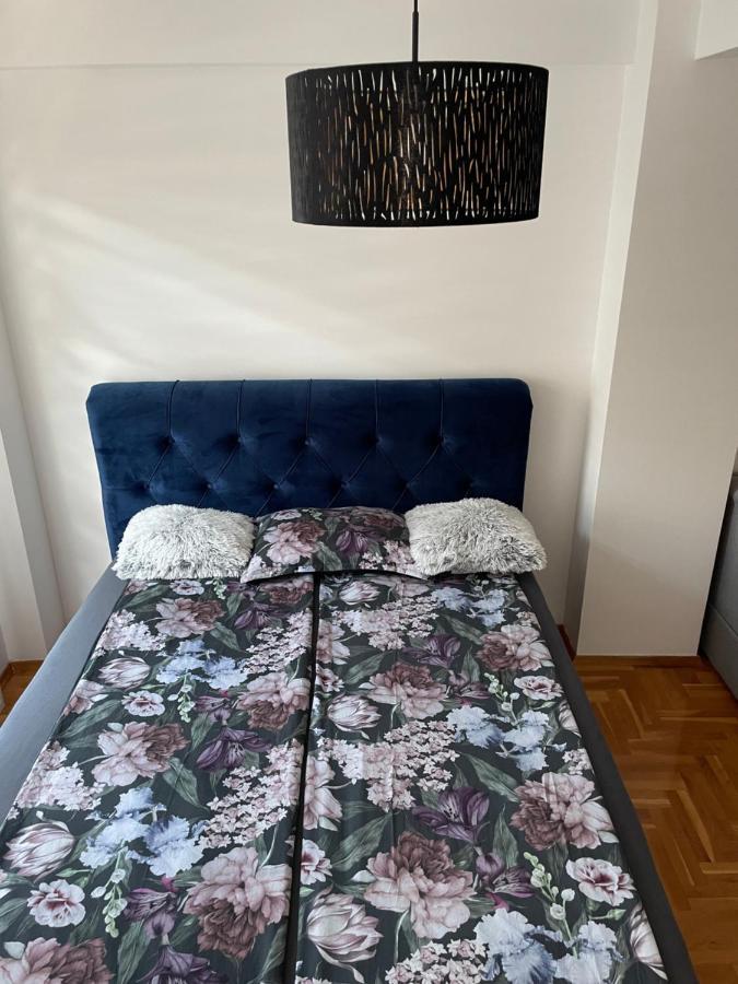Apartman City Center 4-Setaliste プリイェドル エクステリア 写真